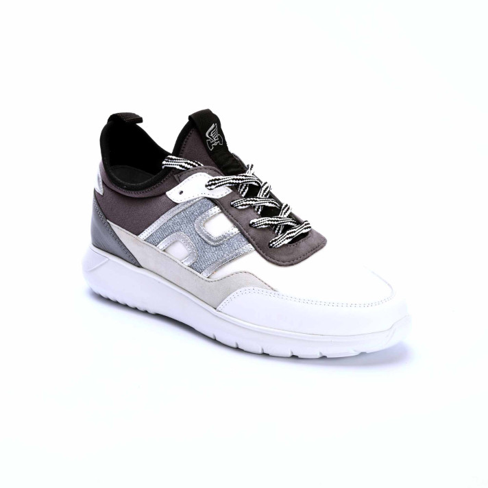 HXW3710 BASKETS GRIS /BLANC HOGAN