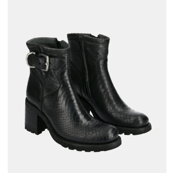 JUSTY 7 SM GER BUCKL NOIR FREELANCE
