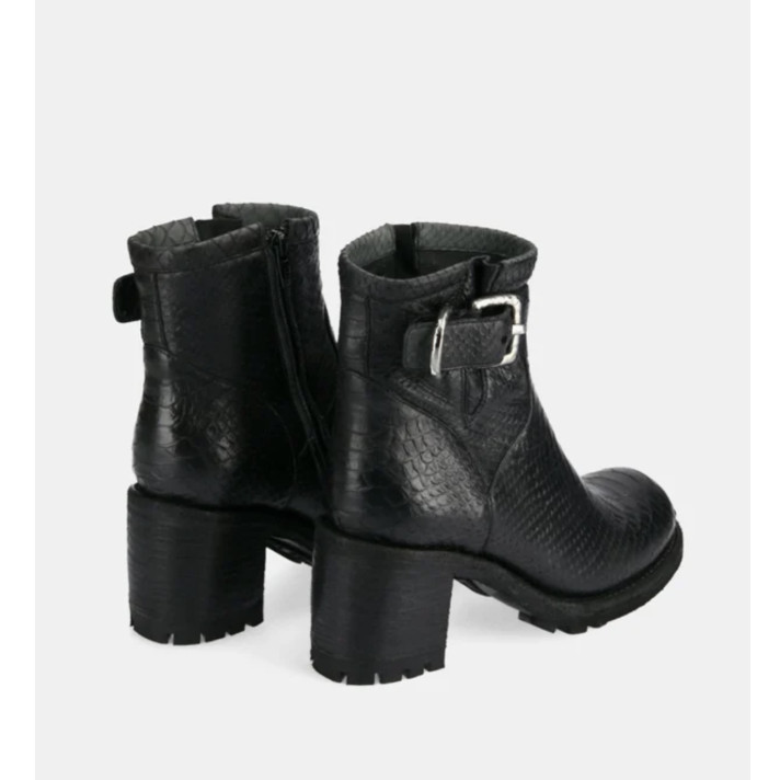 JUSTY 7 SM GER BUCKL NOIR FREELANCE
